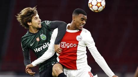 Ryan Gravenberch (r.) wüste der FC Bayern künftig gerne in seinen Reihen