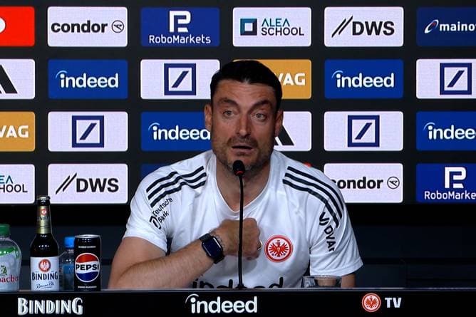 Riera holt zum Rundumschlag aus