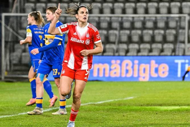 Bayern-Frauen feiern Kantersieg