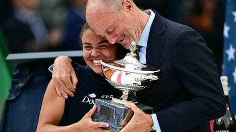 Angelo Binaghi mit Siegerin Paolini in Rom