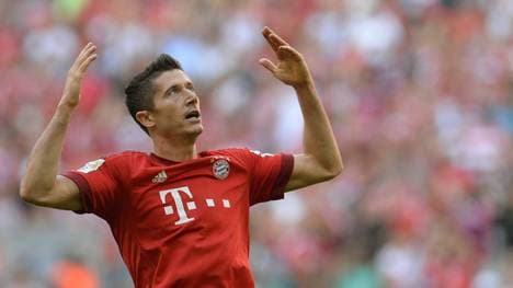 FBL-GER-BUNDESLIGA-BAYERN-MUNICH-AUGSBURG