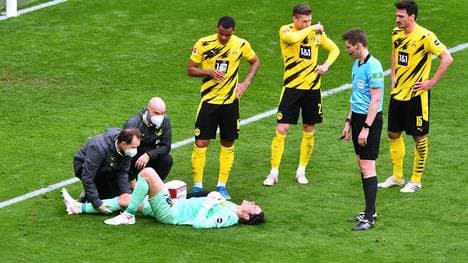 Marwin Hitz verletzte sich bei einem Zusammenprall mit Manuel Akanji