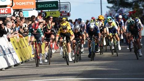 Knapp geschlagen: Max Kanter (5.v.l.)