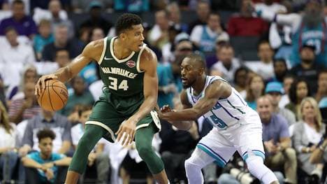 Kemba Walker (r.) und Giannis Antetokounmpo spielen beim All-Star Game zusammen in der Starting Five