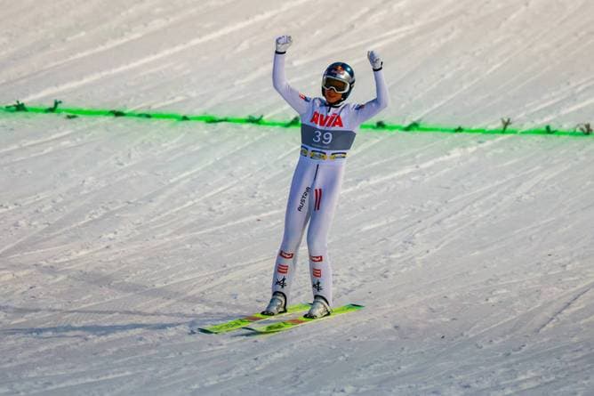 Skispringen: Junioren-Weltmeister düpiert Dominator Prevc