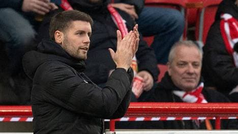 Fabian Hürzeler sitzt beim FC St. Pauli fortan dauerhaft auf der Trainerbank