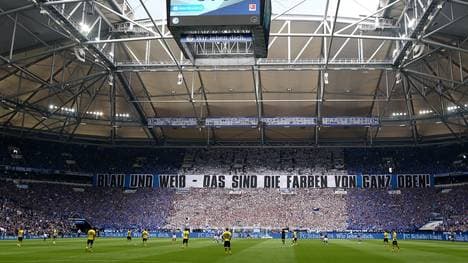 FC Schalke 04 v Borussia Dortmund - Bundesliga