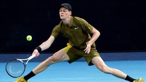 Jannik Sinner ist locker weiter