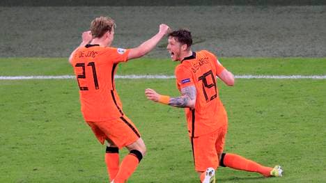 Wout Weghorst (r.) traf gegen die Ukrainer zum 2:0 für die Niederlande