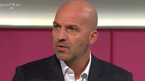 Stefan Schnoor war mit der Aufstellung von Schalke 04 alles andere als einverstanden