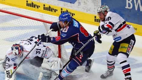 Adler Mannheim v Eisbaeren Berlin - DEL Playoffs Quarter Final Game 7