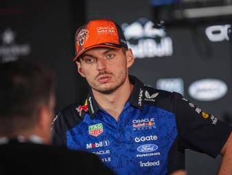 Max Verstappen hat allen Wechselgerüchten ein Ende bereitet und seine Verlängerung bei Red Bull in der Formel 1 verkündet.