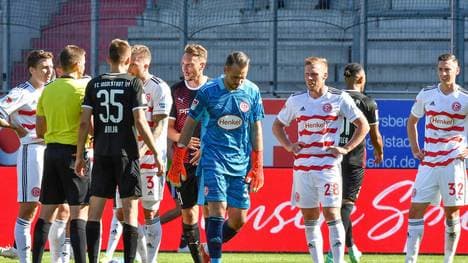  Florian Kastenmeier flog gegen den FC Ingolstadt vom Platz