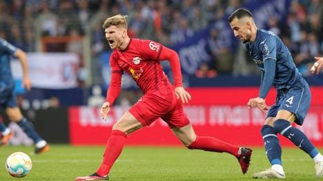 Leipzigs Werner im Duell mit Bochums Torschützen Masovic