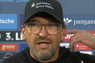 So reagiert Cottbus-Trainer Wollitz auf den Rassismus-Eklat