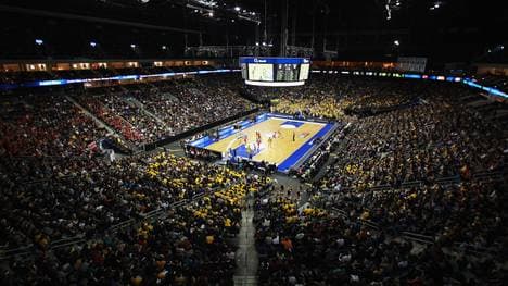Blick in die O2 World, der Heimstätte von ALBA Berlin