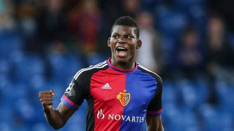 FC Basel v Maccabi Tel Aviv - UEFA Champions League: Qualifying Round Play Off First Leg
