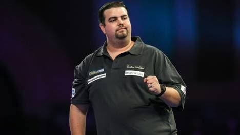 Clemens zieht mit dem Sieg in die dritte Runde ein