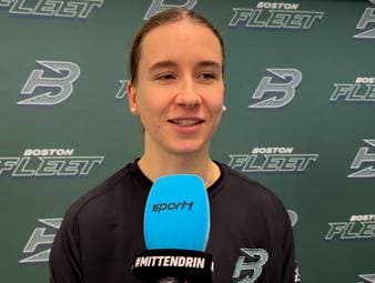 Laura Kluge ist eine von drei Deutschen in der PWHL, der besten Frauen-Eishockeyliga der Welt. Im Sport1-Interview spricht Kluge über ihre Ziele mit der Nationalmannschaft bei den Winterspielen.