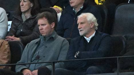 Rudi Völler (r.) zusammen mit Bundestrainer Julian Nagelsmann