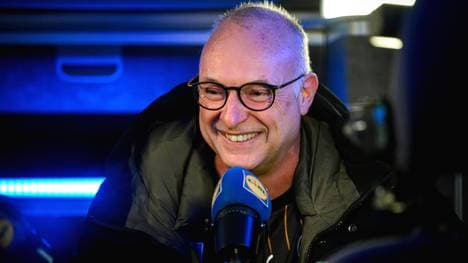 Frank Buschmann wird die Bundesliga weiter begleiten