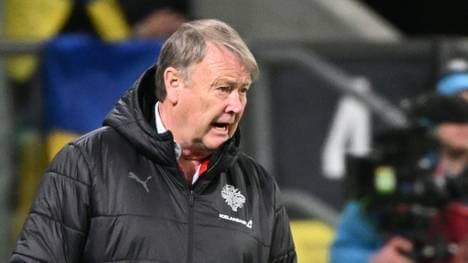 Age Hareide als isländischer Nationaltrainer 