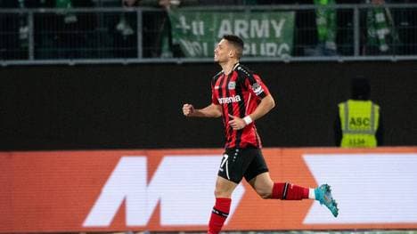 Paulinho wurde spät zum doppelten Helden für Bayer Leverkusen