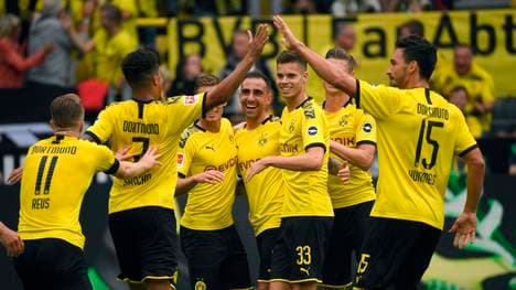 Borussia Dortmund, BVB; FC Augsburg, Bundesliga