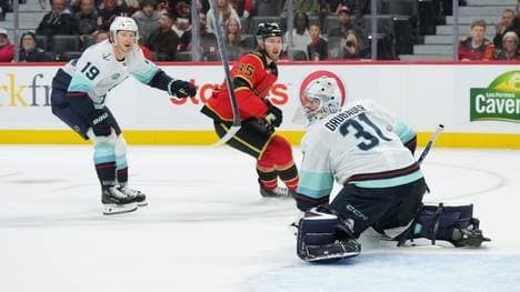 Philipp Grubauer kam zu seinem zweiten Saisonspiel