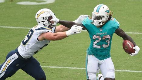 Miami Dolphins v Los Angeles Chargers