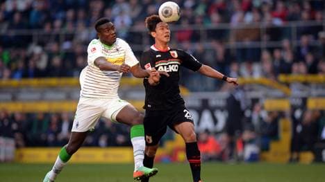 Borussia Moenchengladbach v FC Augsburg - Bundesliga