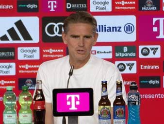 Bayern-Sportdirektor Christoph Freund erklärt das Umdenken in der Transferpolitik bei Sascha Boey und welche Rolle die geschlossenen Märkte dabei spielen.