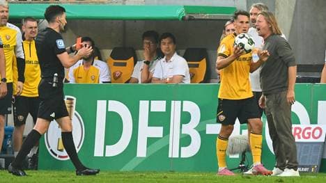 Sah in Dresden die Rote Karte: Bo Henriksen (r.)