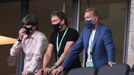 Bundestrainer Joachim Löw (l.) sah zuletzt das Pokalfinale 2020 im Stadion