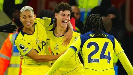 Archie Gray erzielte sein erstes Profitor