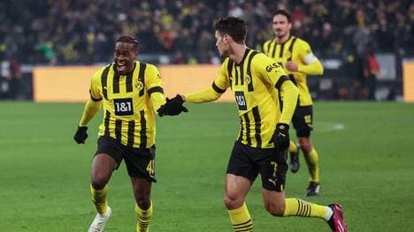 Jamie Bynoe-Gittens glänzte für Borussia Dortmund beim Sieg gegen den FC Augsburg