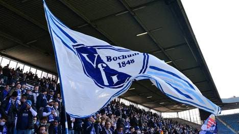 FORMULA 1 GULF AIR BAHRAIN GRAND PRIX 2022, 17 03 2022 Bahrain International Circuit, Sakhir, Bahrain on 17 March 2022 Lewis Hamilton 44 (GBR), Mercedes AMG Petronas W13 during the FORMULA 1 GULF AIR BAHRAIN GRAND PRIX 2022, Eleanor Hoad Editorial Use Only PUBLICATIONxNOTxINxUK Copyright: xEleanorxHoadx ESM-0400-0037