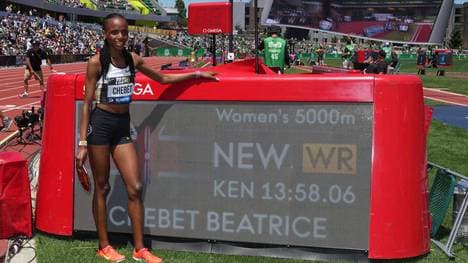 Beatrice Chebet lief die 5000 Meter in 13:58,06 Minuten