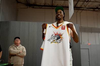 NBA-Legende Howard unterschreibt bei neuem Team