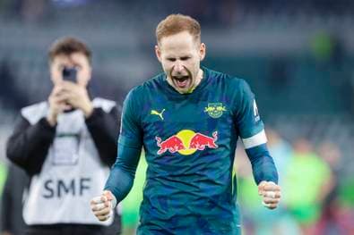 Weisse Weste: Gulácsi triumphiert in Bundesliga