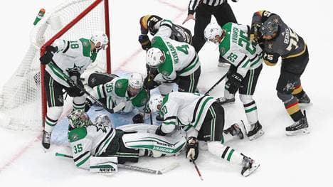 Es war ein hart umkämpftes Spiel zwischen den Stars und den Golden Knights
