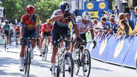 Florian Lipowitz (v.) hat 2025 an der Deutschland-Tour teilgenommen