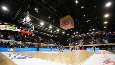 Die Spieler von BBL-Aufsteiger Niners Chemnitz müssen infolger zweier Coronafälle in Quarantäte