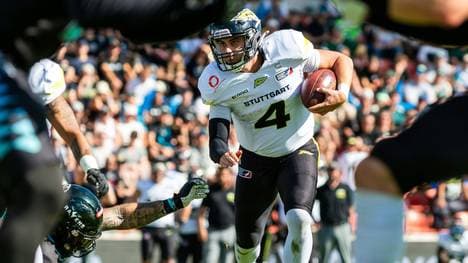 Stuttgarts Quarterback Reilly Hennessey