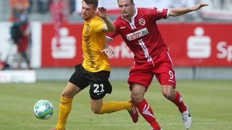 Fabian Pawela von Energie Cottbus v Dynamo Dresden - 3. Liga