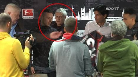 Armin Veh bricht PK genervt ab