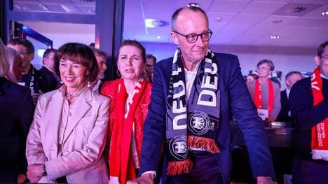 Bundeskanzler Friedrich Merz besuchte das Finale der Handball-EM
