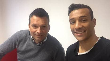 Karim Onisowo (r.) hat bis 2019 beim 1. FSV Mainz 05 unterschrieben