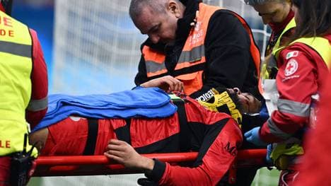 Ruben Loftus-Cheek musste mit einer Trage abtransportiert werden