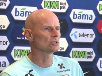 Norwegens Trainer Stale Solbakken vergleicht seinen Stürmerstar mit der deutschen Stürmer Legende Gerd Müller.